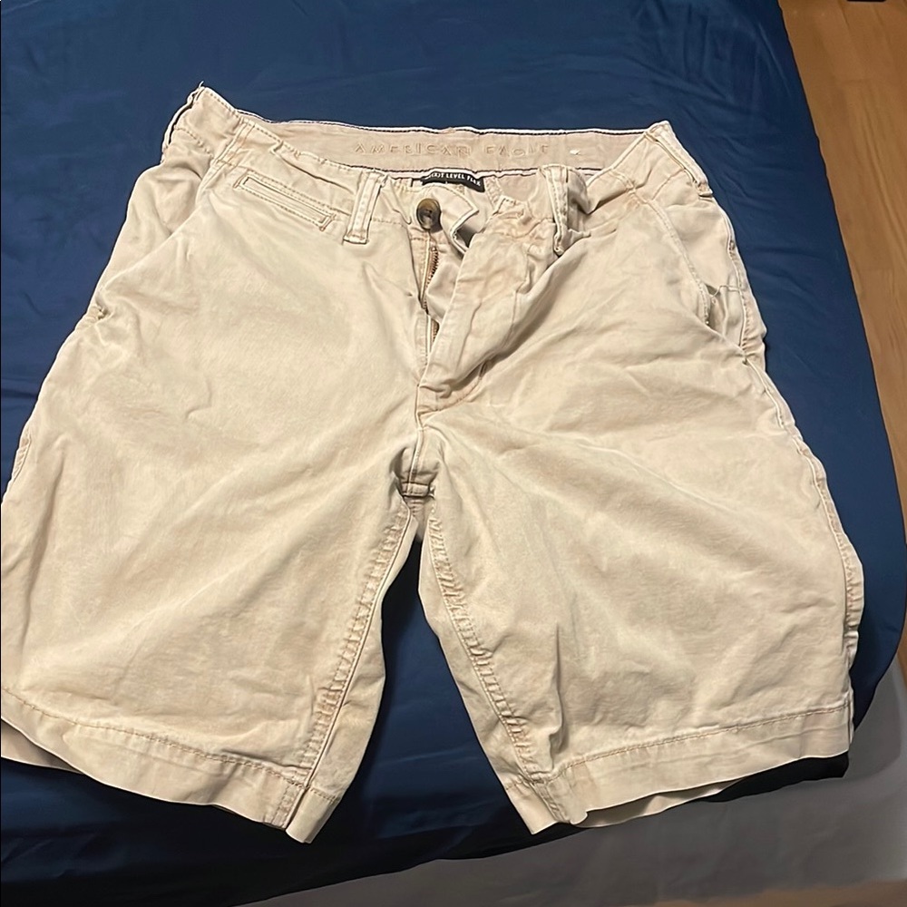 American Eagle Outfitters Khaki Shorts Size 28
